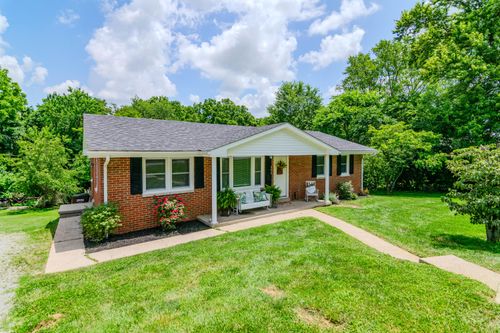 343 Meadow Ln, Flemingsburg, KY, 41041-7236 | Card Image