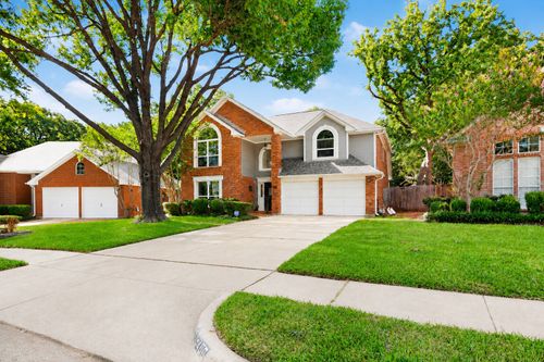 3400 Paint Brush Ln, Bedford, TX, 76021-4048 | Card Image