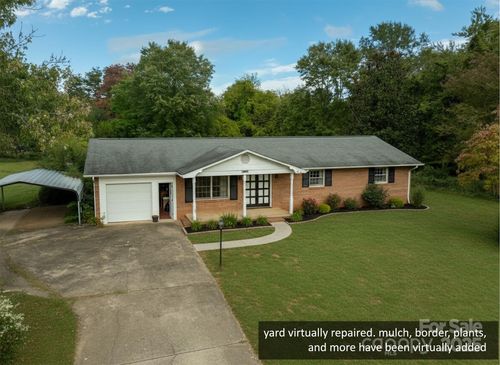 2068 Moss Farm Rd, Hickory, NC, 28602-8311 | Card Image