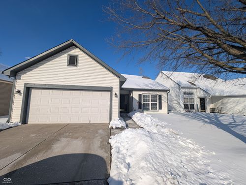 8060 Chesterhill Way, Indianapolis, IN, 46239-7937 | Card Image