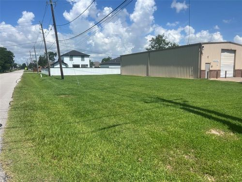 000 N Broadway St, La Porte, TX, 77571 | Card Image