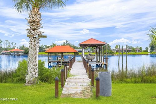 7122 Bay Crest Rd, Southport, FL, 32409-4502 | Card Image