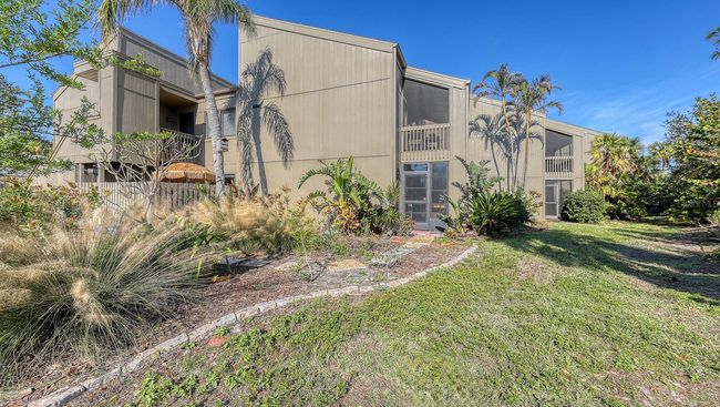 225 Woodland Dr, Condo with 2 bedrooms, 2 bathrooms and null parking in OSPREY FL | Image 37