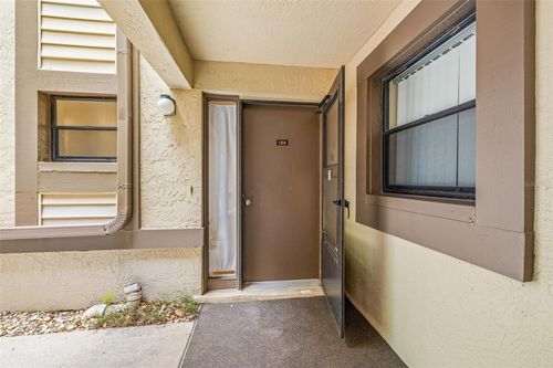 125 Woodlake Wynde, OLDSMAR, FL, 34677-2108 | Card Image