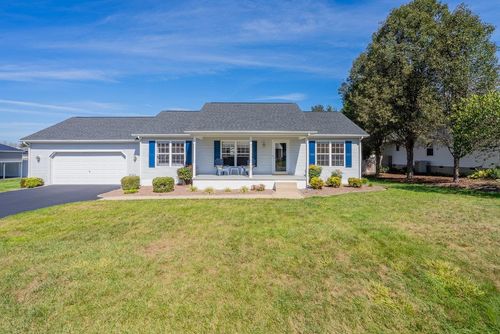 704 17th St, GROTTOES, VA, 24441-2220 | Card Image