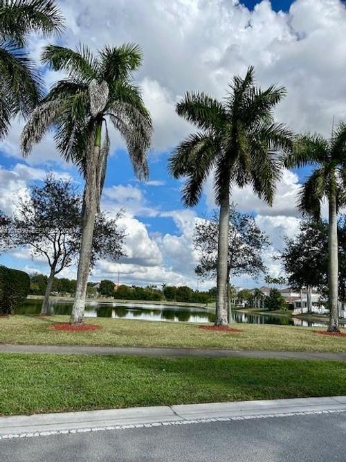 3818 Sw 171st Ter, Miramar, FL, 33027-4626 | Card Image