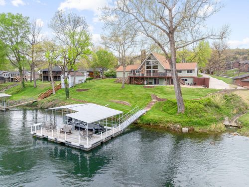 179 Wilshire Dr, Hollister, MO, 65672-5335 | Card Image