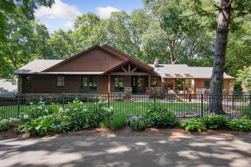 17520 Blaine Ave, Wayzata, MN, 55391-2701 | Card Image
