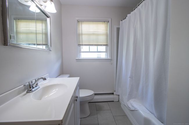 107 Travis Dr, House other with 3 bedrooms, 1 bathrooms and null parking in Bridgeport CT | Image 10