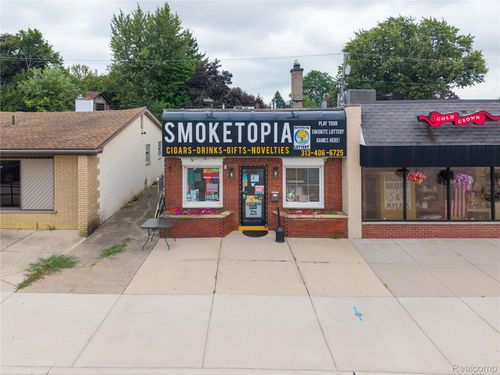 8457 Park Avenue, Allen Park, MI, 48101 | Card Image