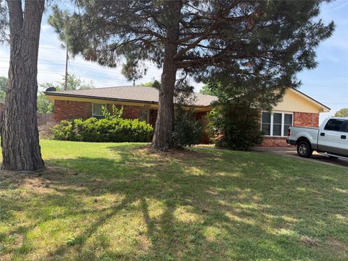 4097 Brook Hollow Dr, Abilene, TX, 79605-6449 | Card Image