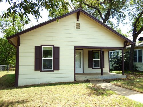 208 S Connellee Ave, Eastland, TX, 76448-2516 | Card Image
