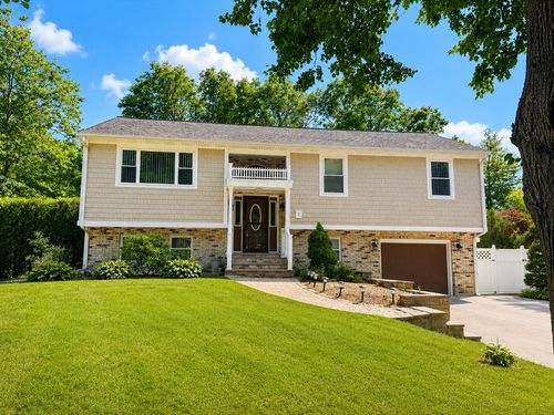 2 Cutter Ln, Dartmouth, MA, 02748-1778 | Card Image