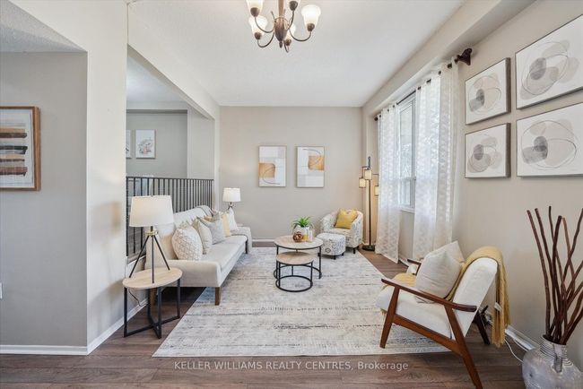 31 - 73 Poplar Cres, Condo with 5 bedrooms, 3 bathrooms and 1 parking in Aurora ON | Image 4