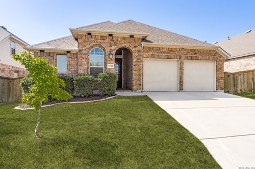 9750 Monken, Boerne, TX, 78006-9451 | Card Image