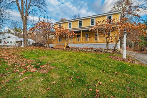 17 Waumbeck Rd, Wolfeboro, NH, 03894-4340 | Card Image