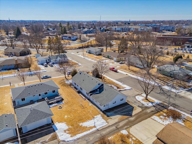 300 Pleasant Dr, House other with 3 bedrooms, 2 bathrooms and null parking in Waunakee WI | Image 5