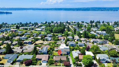6225 106th Avenue Ne, Kirkland, WA, 98033 | Card Image
