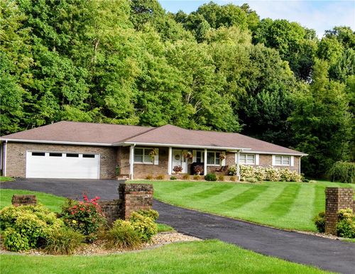 14570 Us Hwy 19, Lebanon, VA, 24266 | Card Image