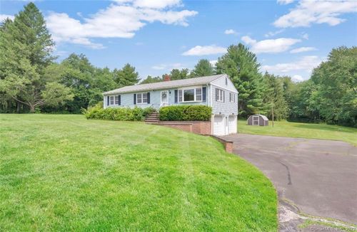 568 Church St, Yalesville, CT, 06492-2128 | Card Image