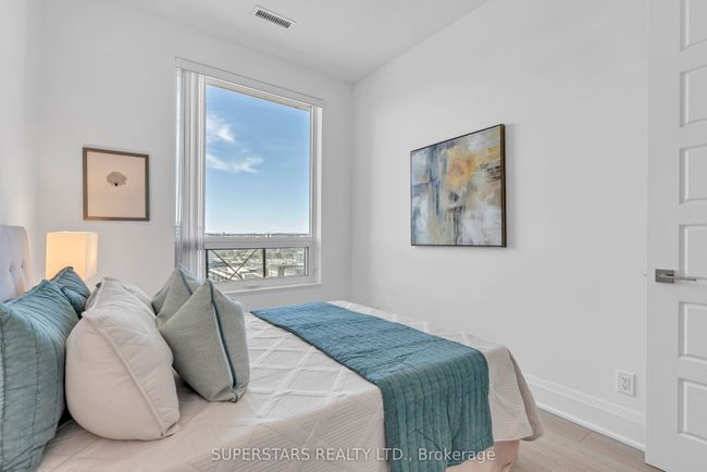 PH03 - 1 Uptown Dr, Condo with 2 bedrooms, 1 bathrooms and 1 parking in Markham ON | Image 8