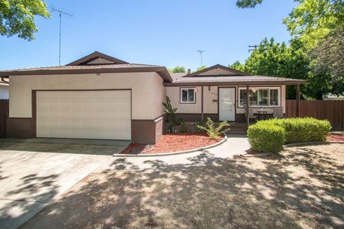 2700 Hemminger Way, Modesto, CA, 95350 | Card Image