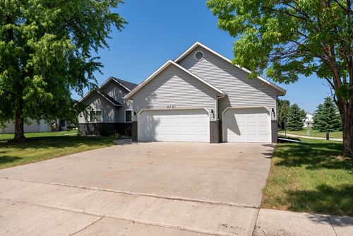 2541 26th Ave S, Fargo, ND, 58103-5026 | Card Image