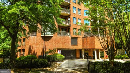 230-395 Central Park Pl Ne, Atlanta, GA, 30312-1256 | Card Image
