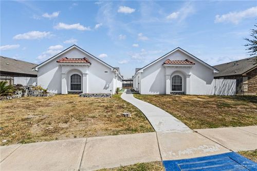 114 W Amy Dr, San Juan, TX, 78589-3572 | Card Image