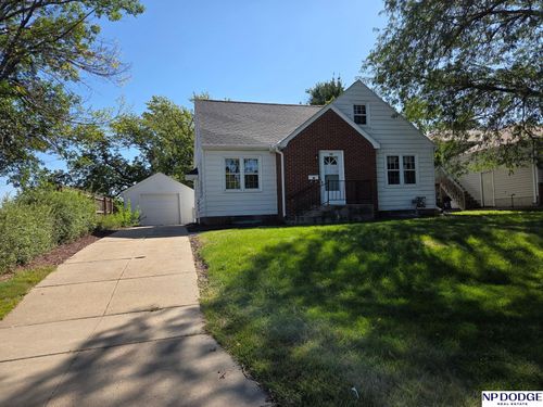 140 S 44th St, Lincoln, NE, 68510-1849 | Card Image