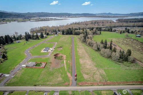 45 Ma'Uka Nani Drive, Cathlamet, WA, 98612 | Card Image