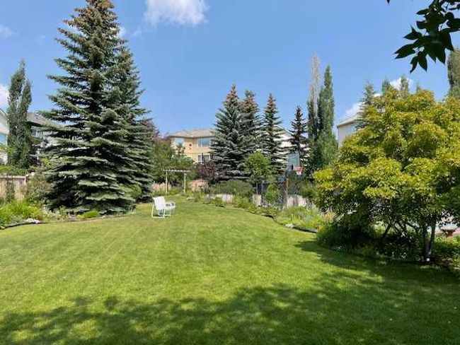 461 Sienna Heights Hill Sw, House other with 3 bedrooms, 3 bathrooms and 4 parking in Calgary AB | Image 28