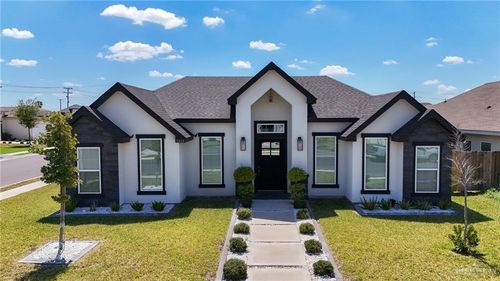 3304 E Rabbit Run Ave, Alton, TX, 78573-6796 | Card Image