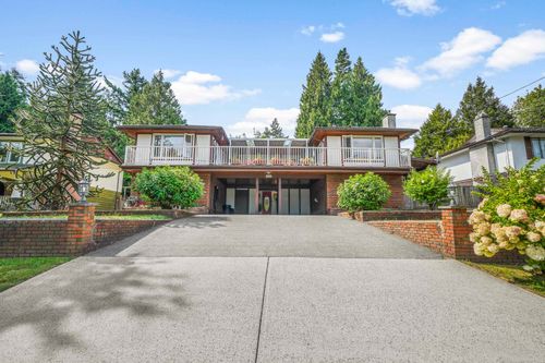 5174 Dennison Dr, Delta, BC, V4M1R8 | Card Image