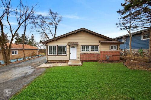 33704 N Oakland Dr, Gages Lake, IL, 60030-2825 | Card Image