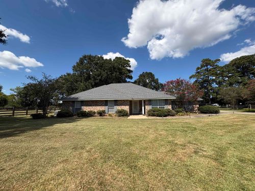 172 Whispering Oaks Dr, Opelousas, LA, 70570-4616 | Card Image