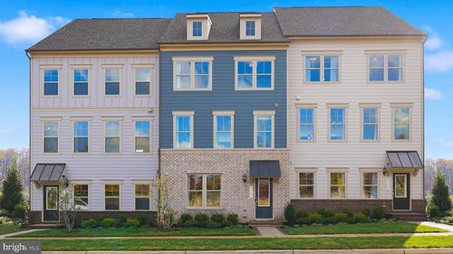 17419 Walnut Grove Way, DUMFRIES, VA, 22026-3137 | Card Image