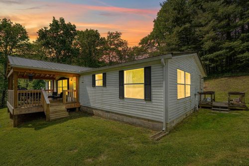 109 Bunker Hill Rd, Wellston, OH, 45692-9753 | Card Image