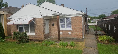 3743 Towle Ave, Hammond, IN, 46327-1148 | Card Image
