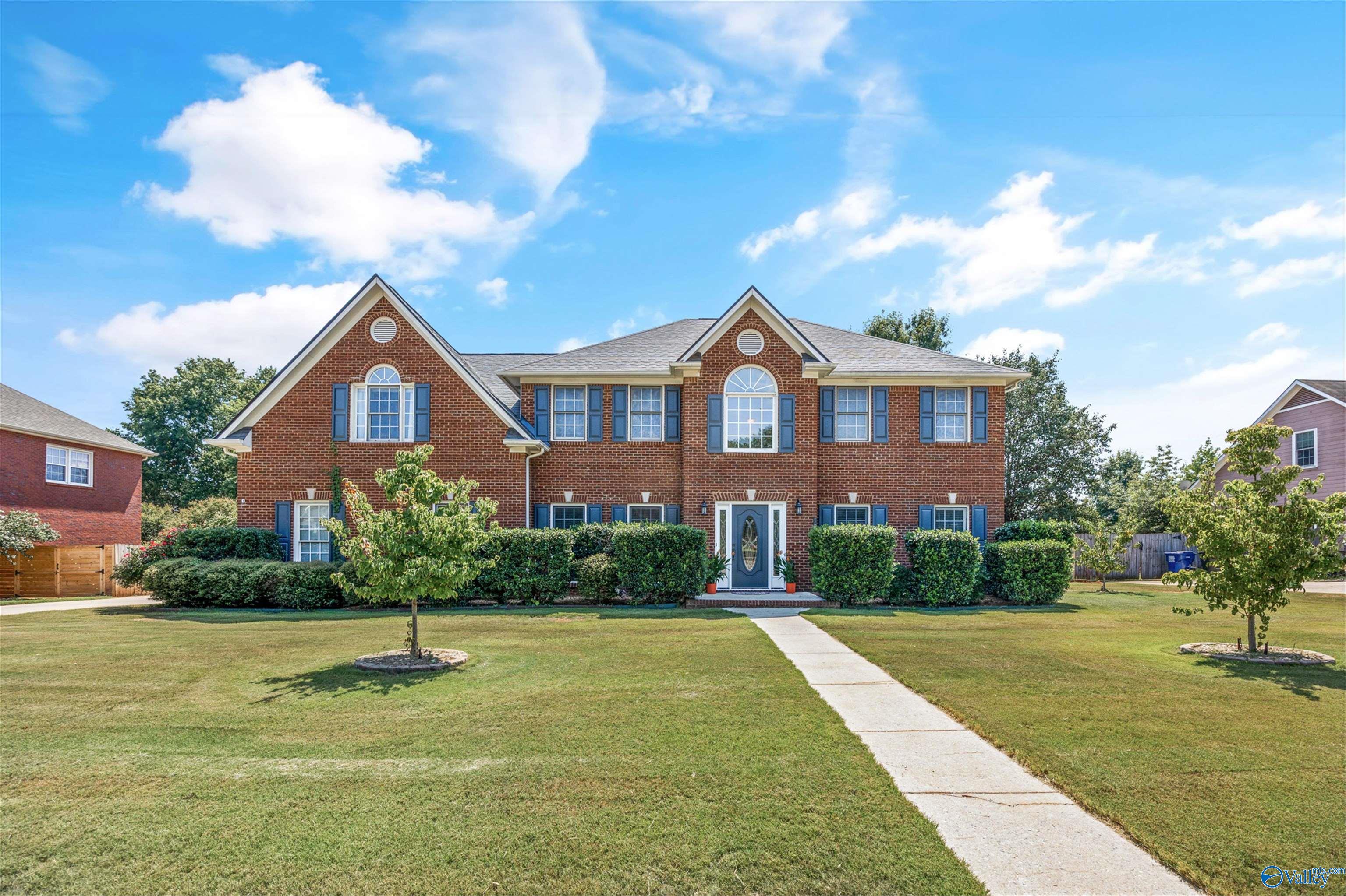 Hunington Chase Dr, Madison, AL 35758