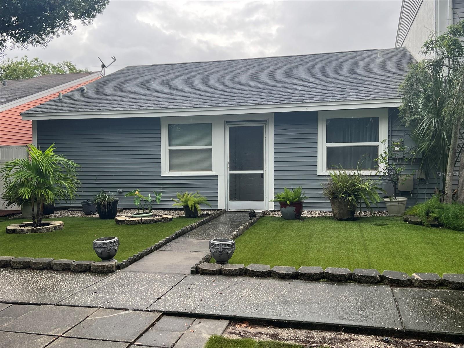4715 Stonepointe Pl, For Sale in Tampa - eXp Realty