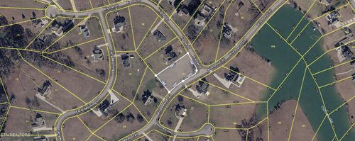 61 Big Oak Drive, Dandridge, TN, 37725 | Card Image