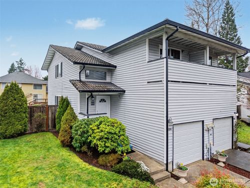 2a-4108 Ne 6th Pl, Renton, WA, 98059-4723 | Card Image