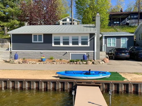 6706 Shoreline Ct, Saranac, MI, 48881-8797 | Card Image
