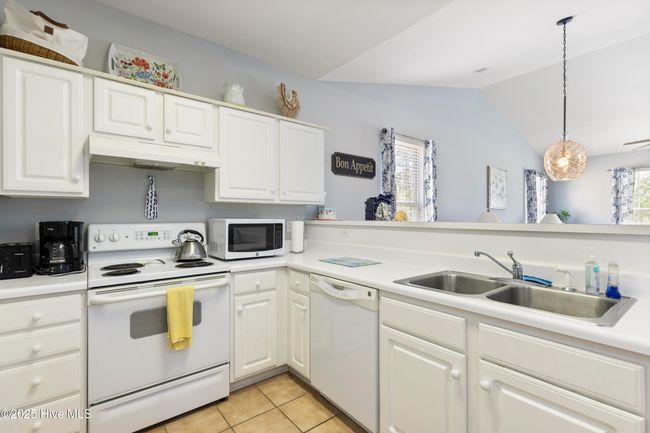 3 - 932 Great Egret Cir Sw, Condo with 3 bedrooms, 2 bathrooms and null parking in Sunset Beach NC | Image 10