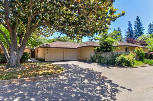 1202 Commons Dr, Sacramento, CA, 95825-7002 | Card Image