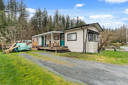 28-3942 Columbia Valley Rd, Cultus Lake, BC, V2R5B1 | Card Image