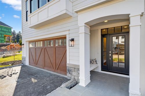 1805 Soundview Court, Yorktown, NY, 10598 | Card Image