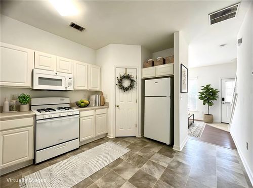 1463 Cove Creek Cir, Norcross, GA, 30093-8219 | Card Image