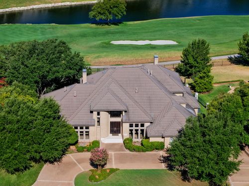5916 Forest Highlands Dr, Fort Worth, TX, 76132-4431 | Card Image